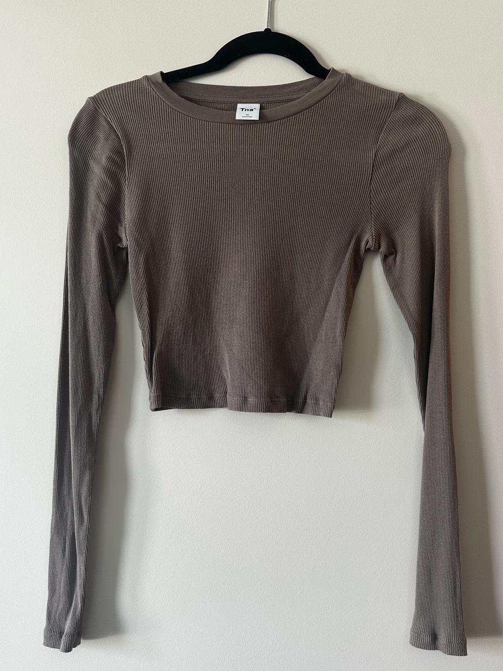 Aritzia TNA Women’s Ribbed Long Sleeve Cropped Tee - Taupe - XS